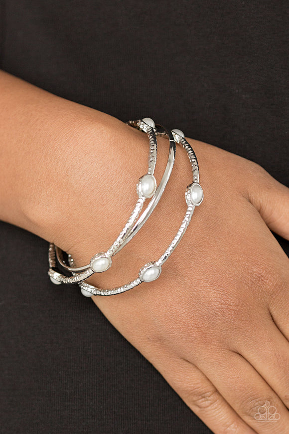 Bangle Belle - White Pearl Bangle Bracelet