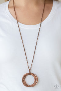 Metal Marathon - Antique Copper Hammered Interlocking Circles Pendant Long Necklace