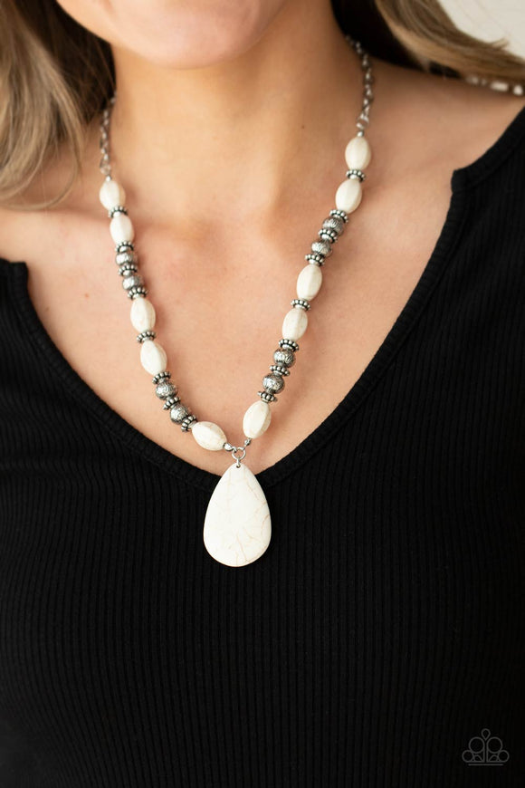 Blazing Saddles - White Crackle Stone Floral Stamped Teardrop Short Necklace