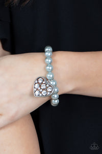 Cutely Crushing - Silver Pearls Oversized White Gem Encrusted Heart Stretchy Bracelet